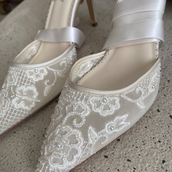 Bella Belle Penelope Ivory Wedding heels 8.5 M NWT - Picture 5 of 16
